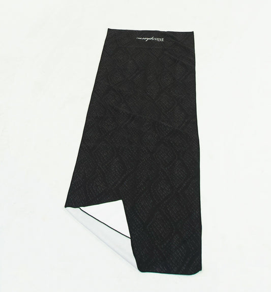 Midnight Snake Mat Towel